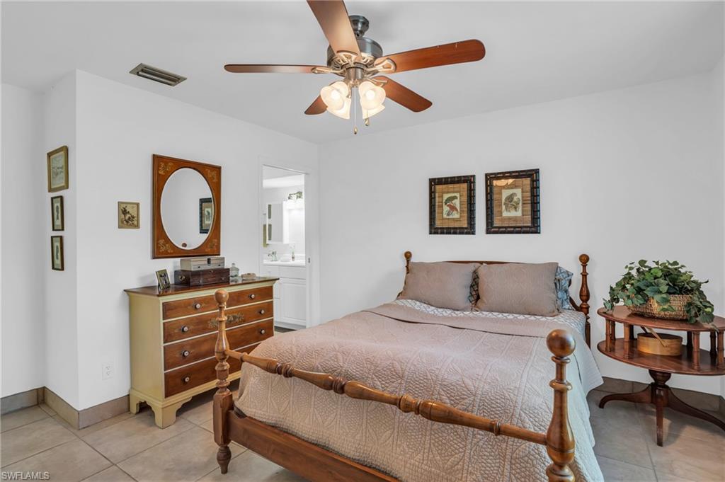 SANDY HOLLOW - Residential