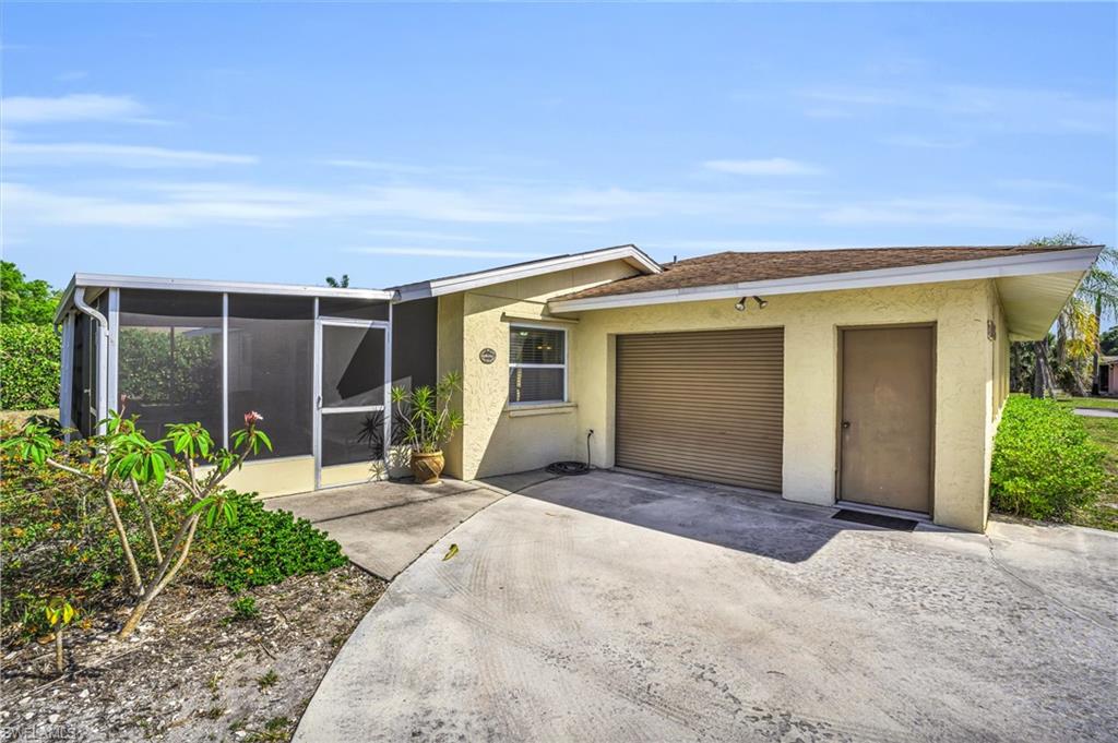 SANDY HOLLOW - Residential