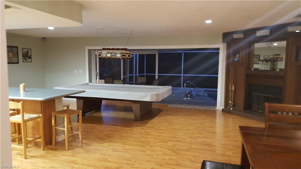 EDGEWATERS GARDENS - Residential