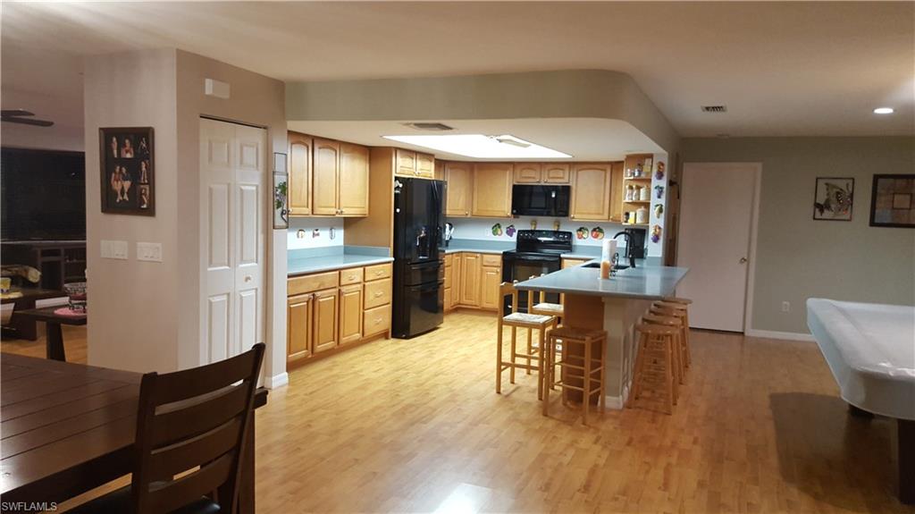 EDGEWATERS GARDENS - Residential