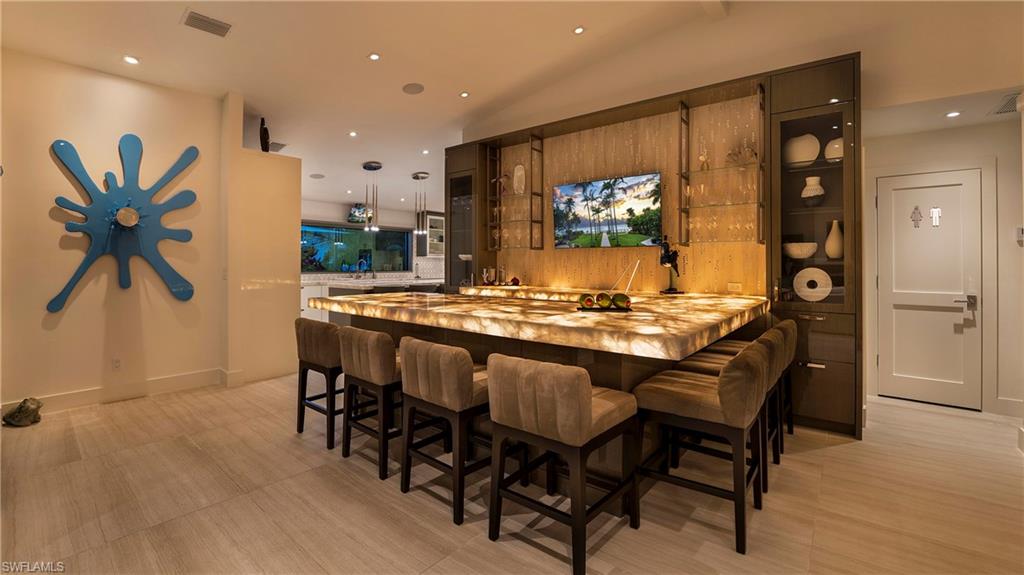 ROYAL HARBOR - Residential