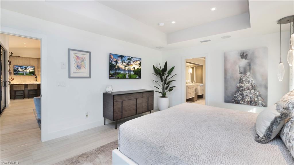 ROYAL HARBOR - Residential