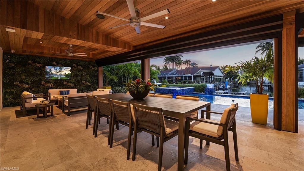 Photo of 1650 Mullet CT, NAPLES, FL 34102 (MLS # 225081677)