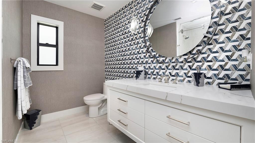 ROYAL HARBOR - Residential