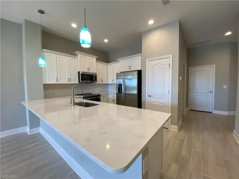 MLS: 225027583