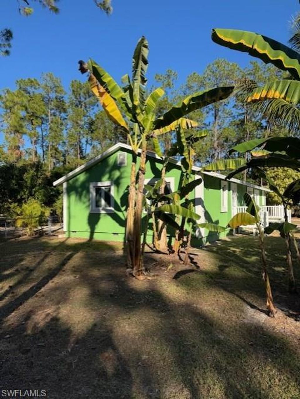 Photo of 4870 Hawthorn Woods WAY, NAPLES, FL 34116 (MLS # 226015413)