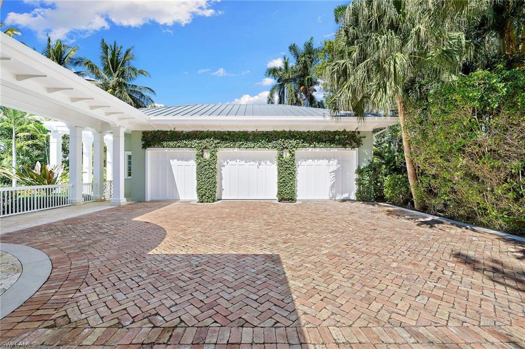 OLDE NAPLES - Residential