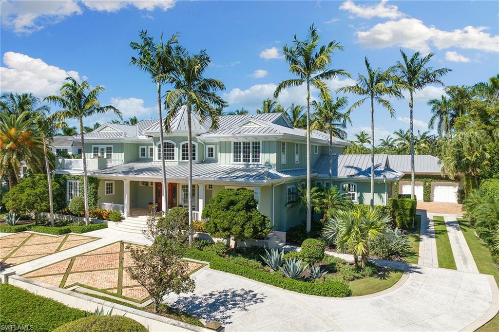 181 4th AVE N