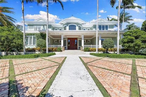 181 4th AVE N NAPLES FL 34102