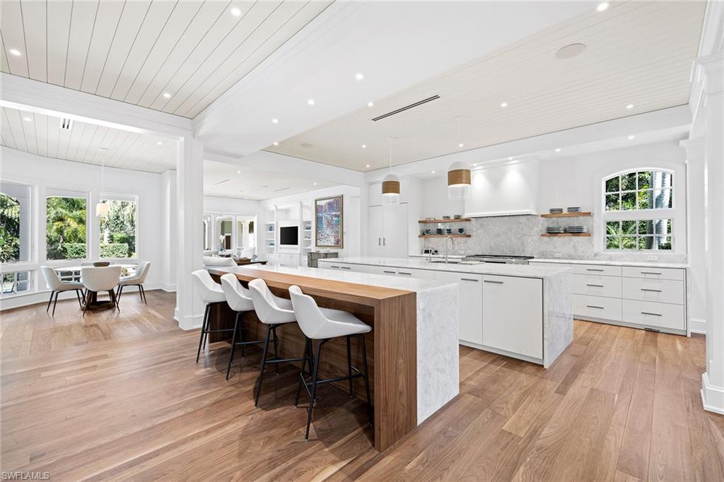 OLDE NAPLES - Residential