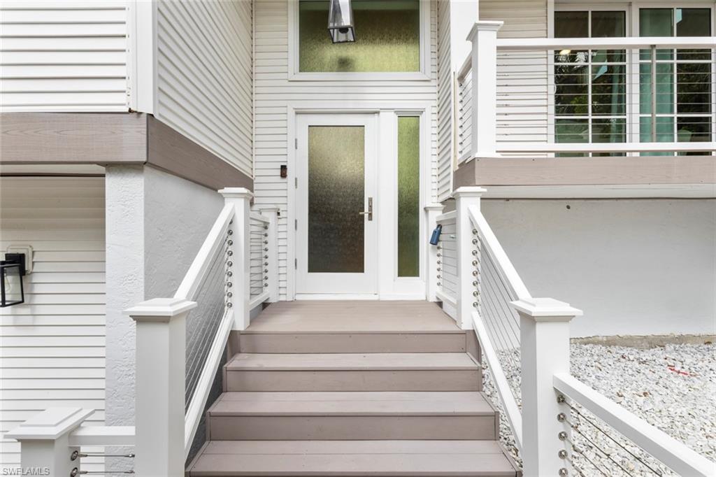 SIESTA ISLES - Residential