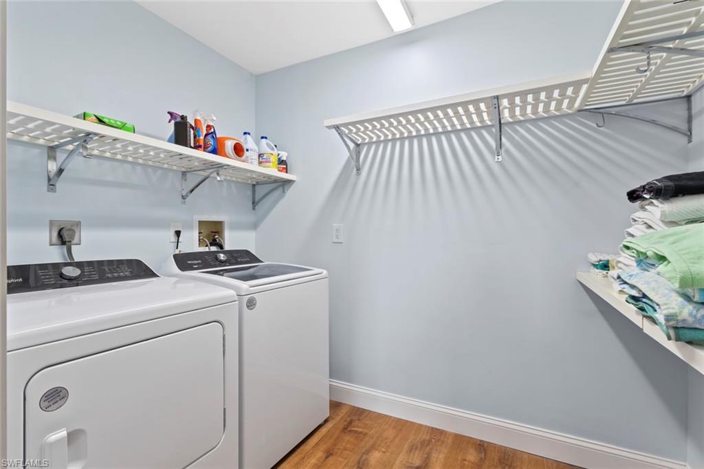 SIESTA ISLES - Residential