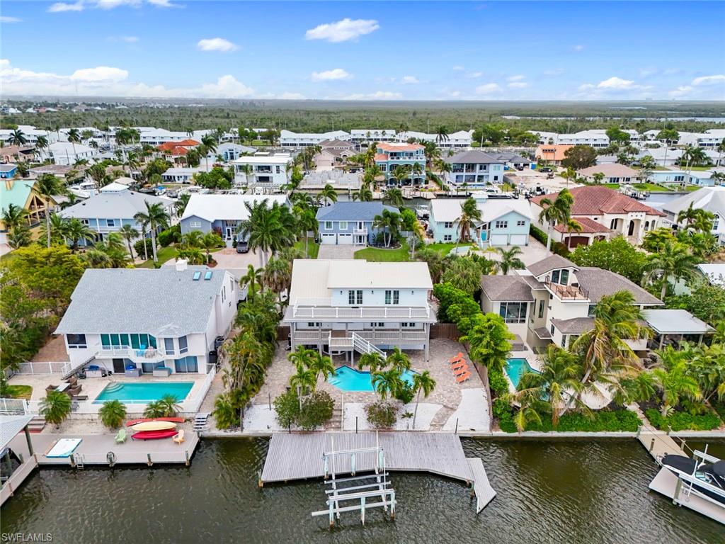 SIESTA ISLES - Residential