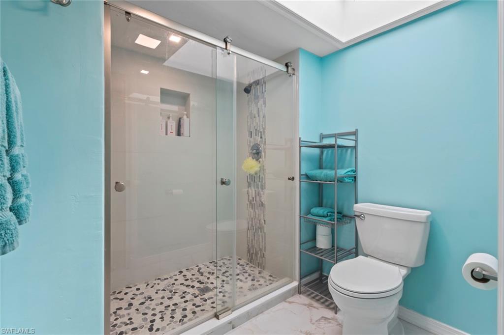 SIESTA ISLES - Residential