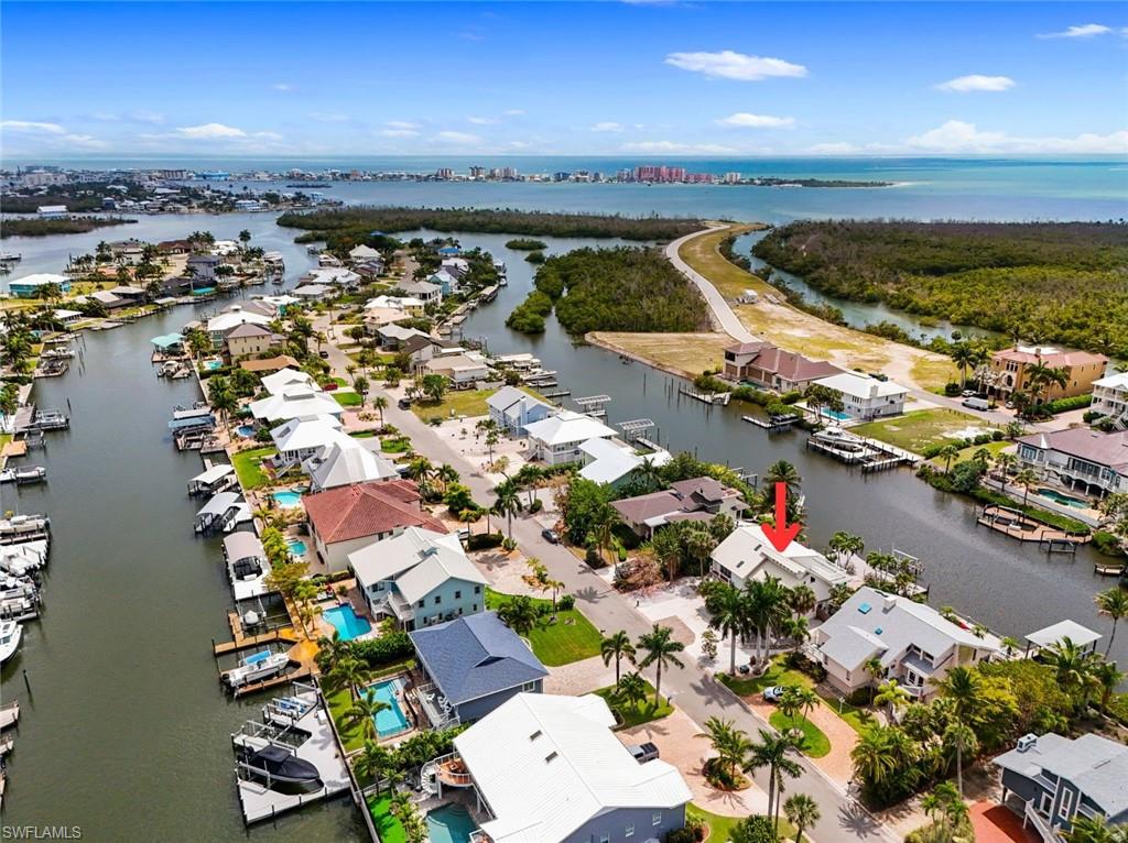 SIESTA ISLES - Residential