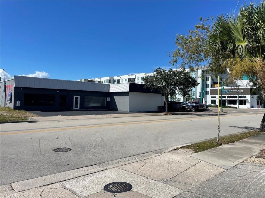 Bring your Business to a perfect Location on a heavy traffic road like Cape Coral Pkwy. 2500sf store front and warehouse space with 19ft wide and 10ft tall overhead door and 15ft celling on mixed use building which sits on 0.81 acres of land. The property is located across from Dunkin' Donuts and across from the new "Village Square" which has multiple stores and 285 apartments.