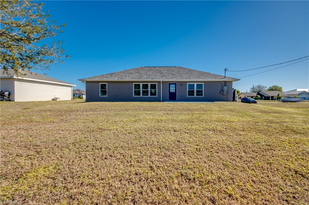 CAPE CORAL - Residential