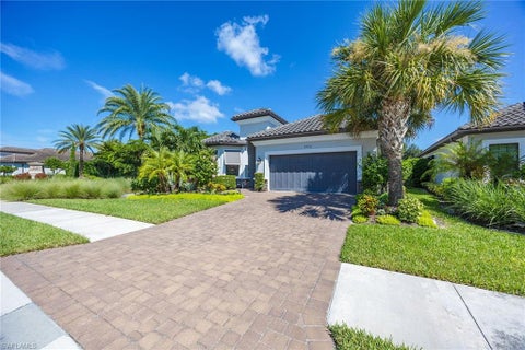 Photo of 9356 Montelanico LOOP, NAPLES, FL 34119 (MLS # 226029736)
