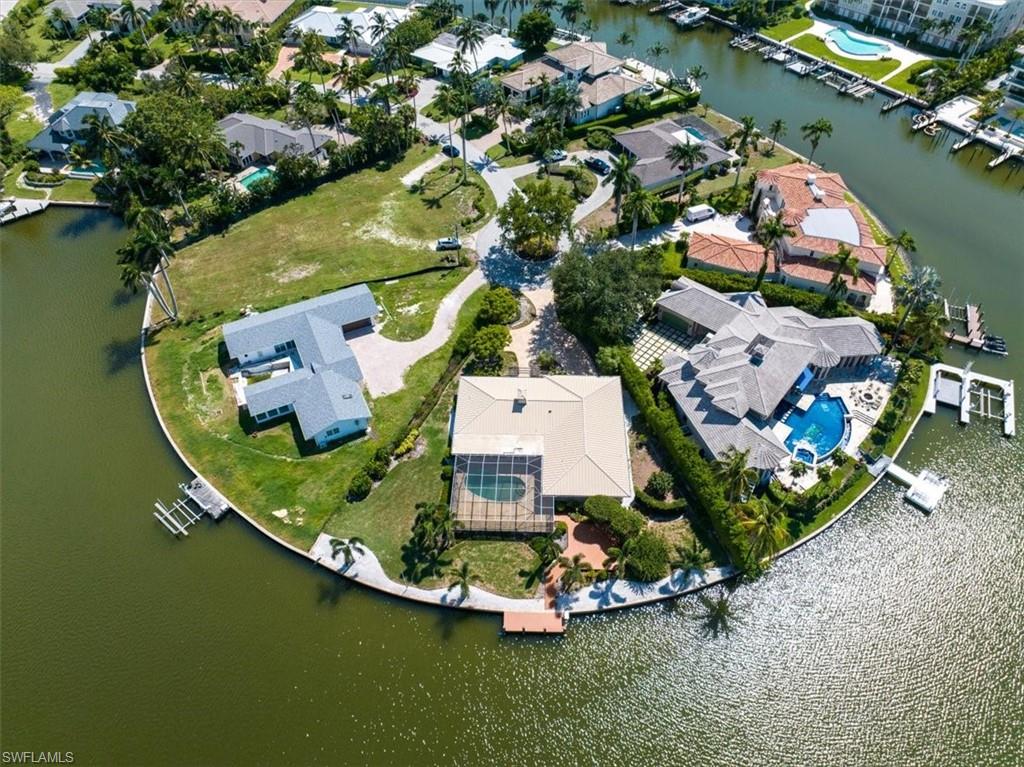 MOORINGS - Residential