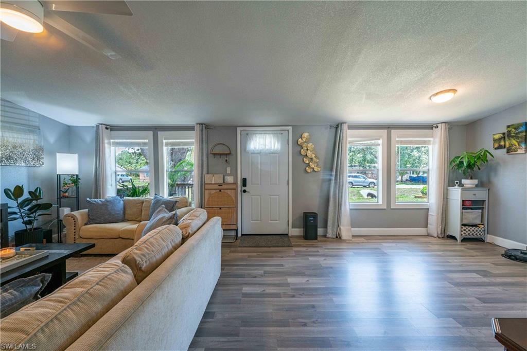 TANGLEWOOD OAKS - Residential