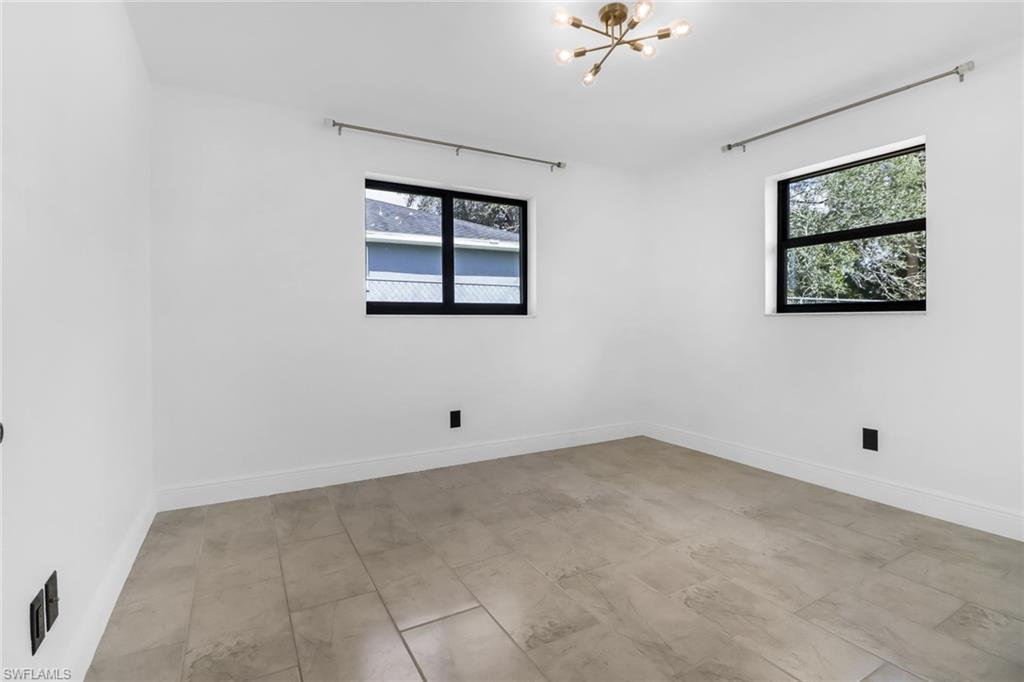 SAN CARLOS PARK - Residential Lease