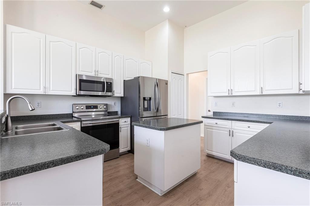 BURNT STORE MEADOWS - Residential