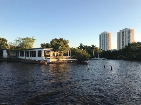 3131 E Riverside DR FORT MYERS FL 33916
