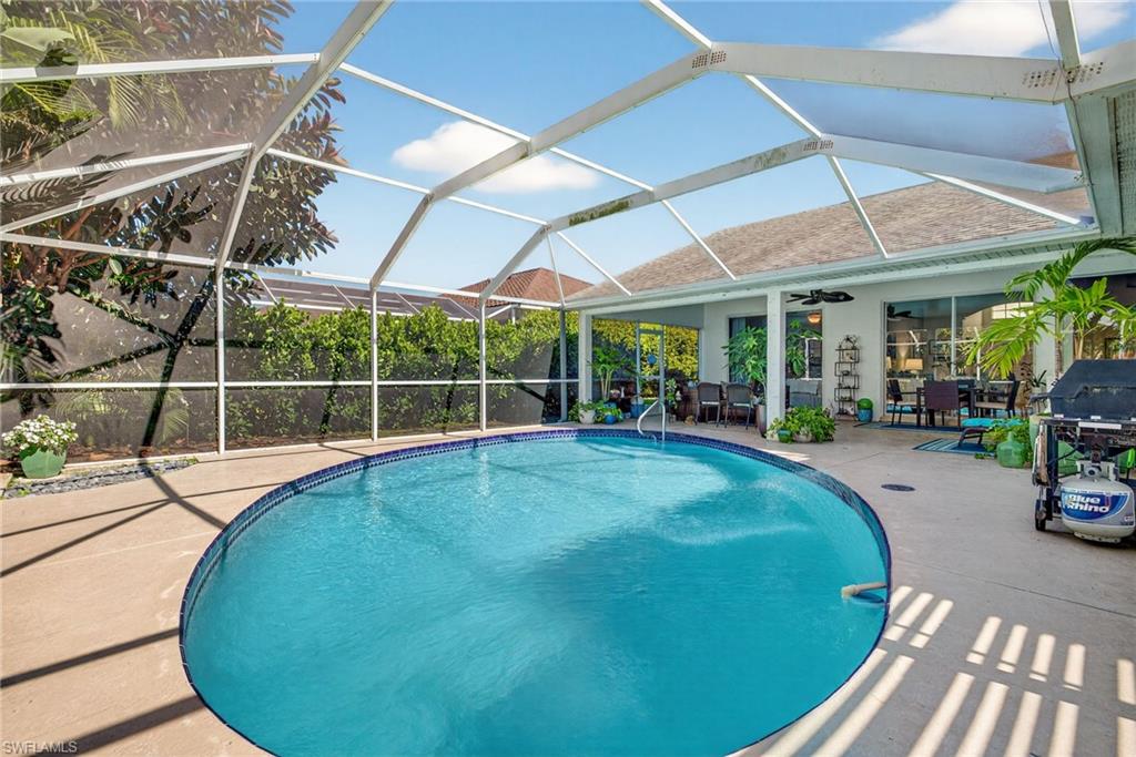 THE GROVE - Residential