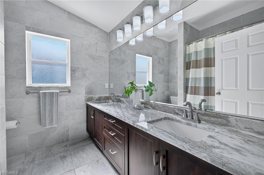 THE GROVE - Residential