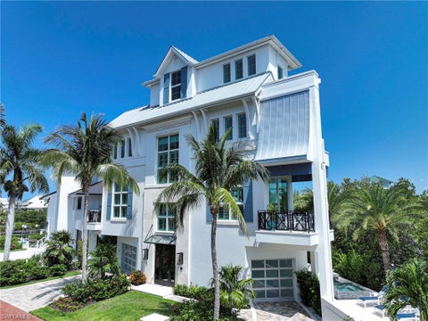 Photo of 191 Bayfront DR, BONITA SPRINGS, FL 34134 (MLS # 226036678)