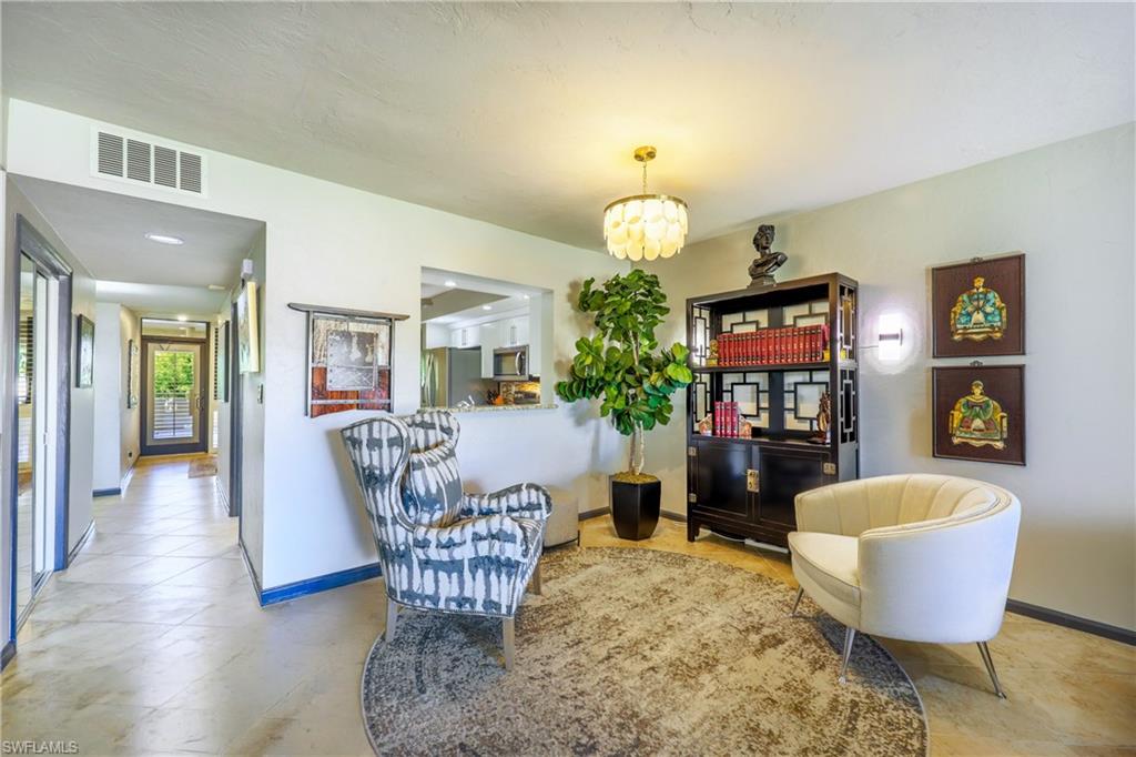 HYDE PARK - Residential