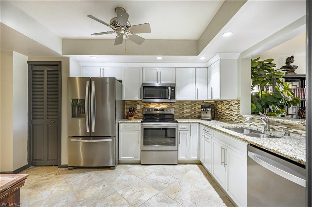 HYDE PARK - Residential