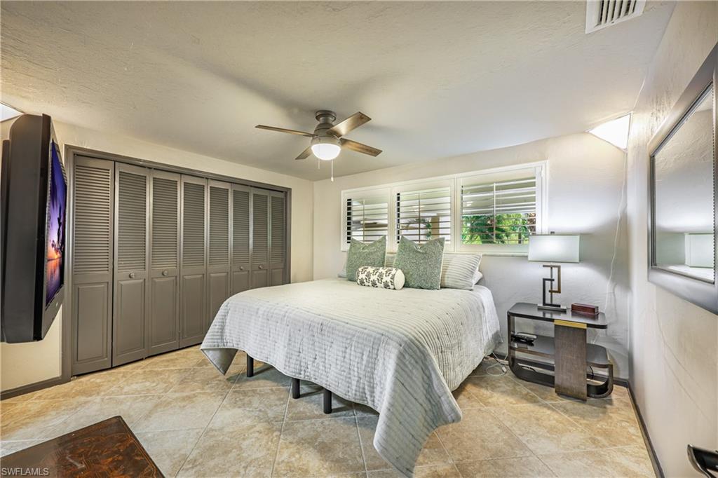 HYDE PARK - Residential