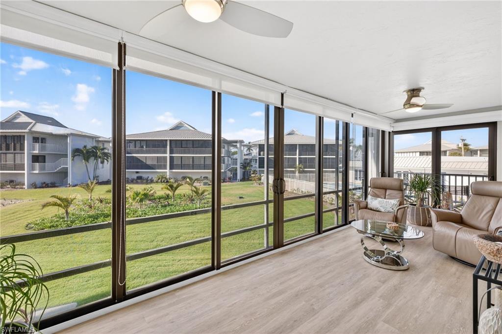 SUNSET SOUTH CONDO - Residential