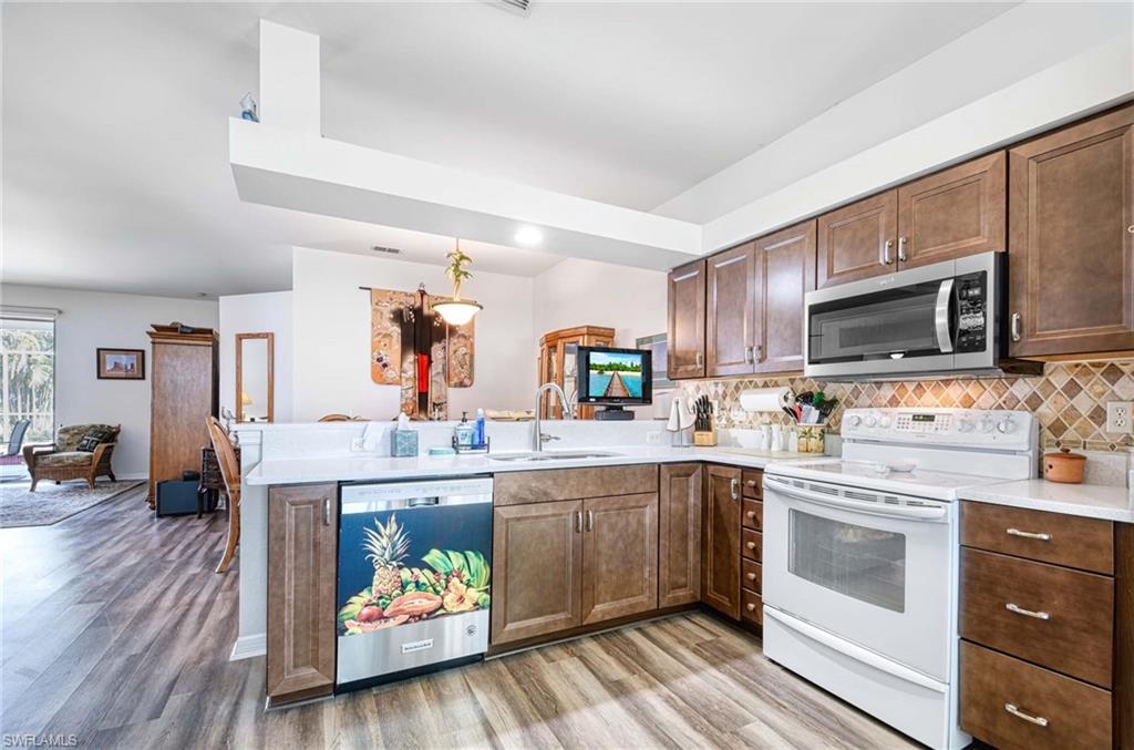 BRIARWOOD - Residential