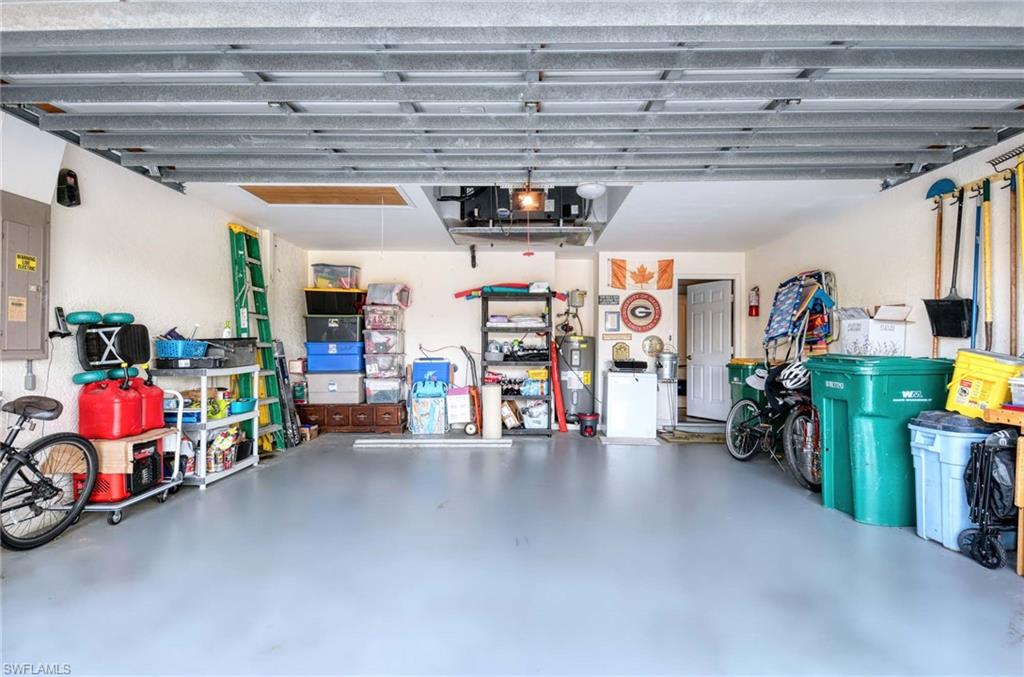 BRIARWOOD - Residential