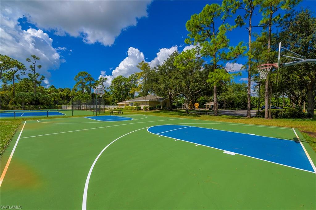 BRIARWOOD - Residential