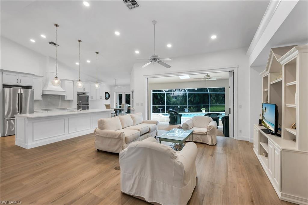 7558 Cordoba CIR