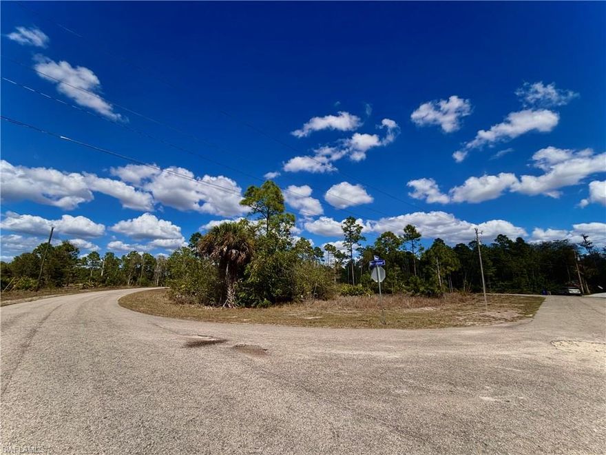 GREAT LOCATION almost a half acre CORNER lot on a quiet paved DEAD END cul de sac street with utilities right off state road 82! Just minutes from major amenities with a quick commute to Fort Myers! Come build your DREAM HOME or INVEST today.