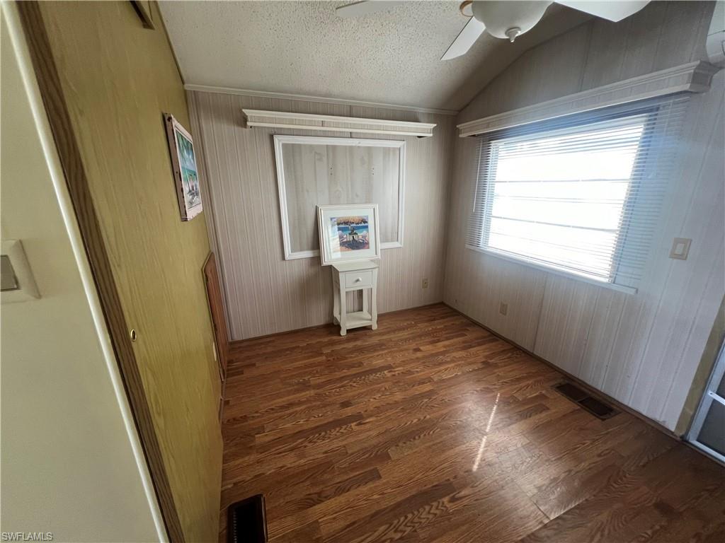 LEISURE TIME CAMPSITES - Residential