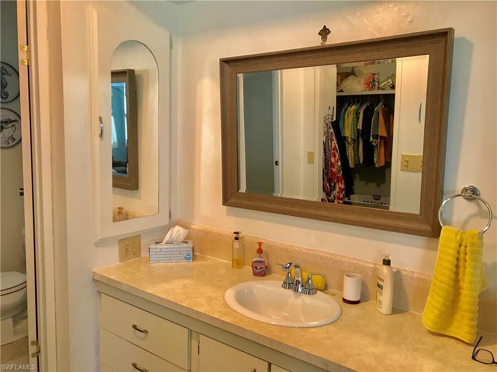 LAZY DAYS MOBILE VILLAGE - Residential