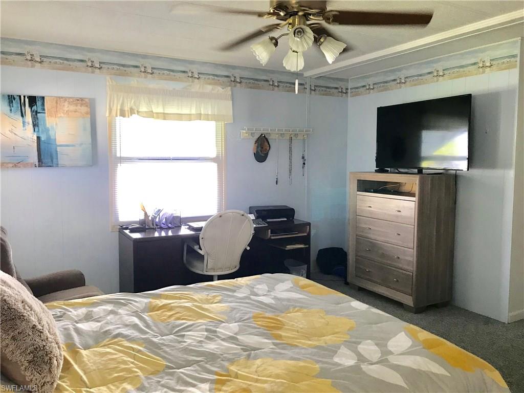 LAZY DAYS MOBILE VILLAGE - Residential