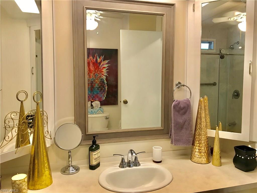 LAZY DAYS MOBILE VILLAGE - Residential