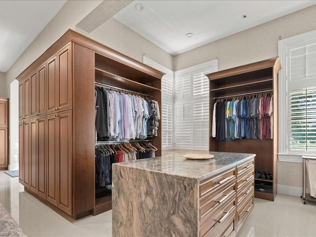 PINE RIDGE - Residential