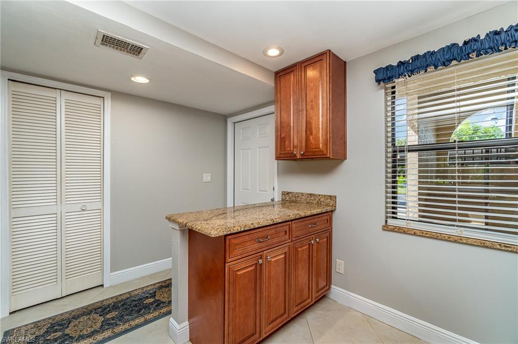 CLUB AT CRYSTAL LAKE CONDOMINIUM - Residential