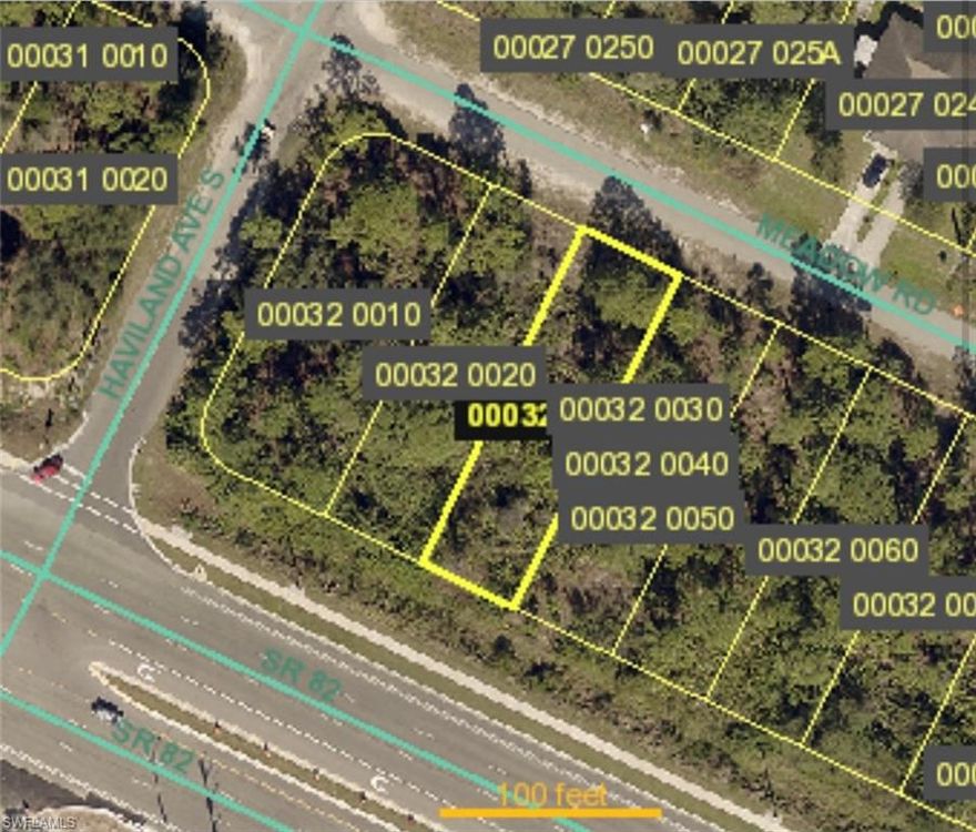 VERY NICE LOCATION!!!! Beautiful  lot close to the 82 Rd, restaurant, shopping center. Seller motivated. DO NOT MISS THIS OPPORTUNITY.