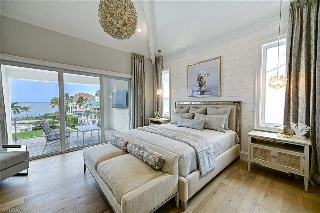 BAREFOOT BEACH - Residential