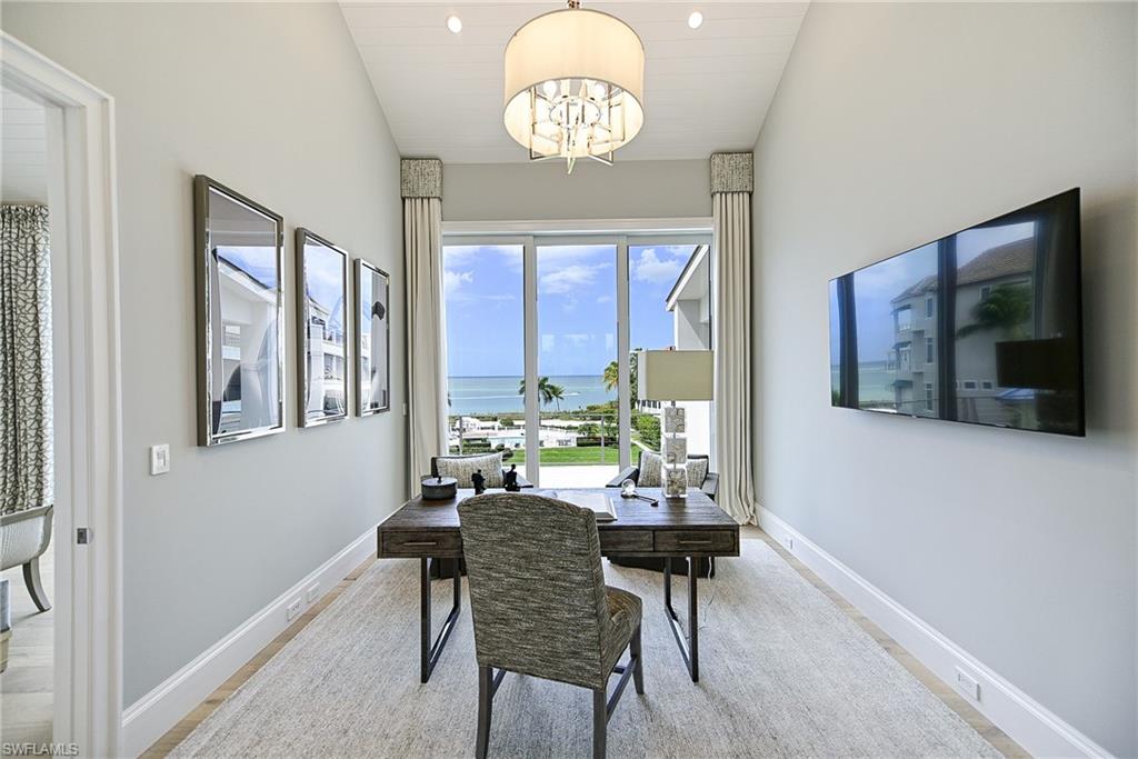 BAREFOOT BEACH - Residential