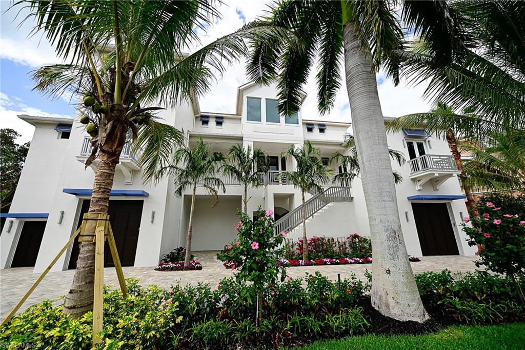 BAREFOOT BEACH - Residential