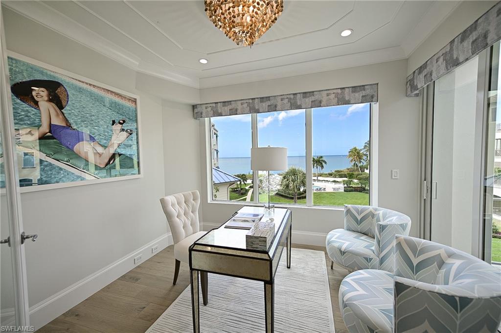 BAREFOOT BEACH - Residential